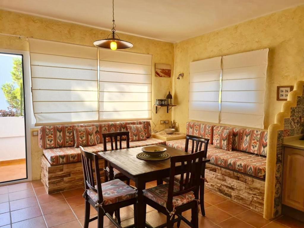 Apartamentos Rex Con 2 Camere Da Letto Es Pujols Zewnętrze zdjęcie